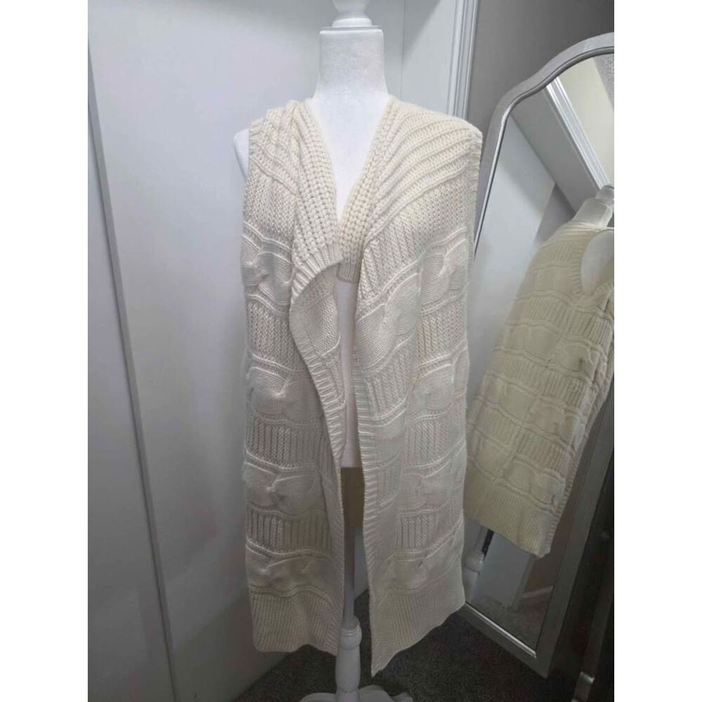Black Tape Cream Cable Knit Sleeveless Cardigan Vest Size Large
